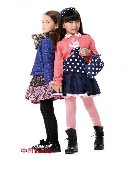 儿童服装怎么搭配包包 这个季节配什么包包比较好看