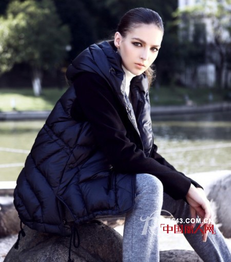 时尚女装搭配 教你如何打造素雅女人