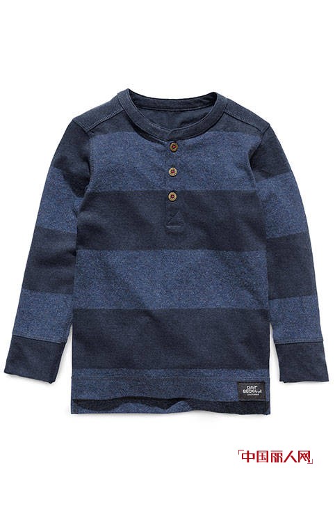 贝克汉姆联手H&M推出首个童装系列内衣