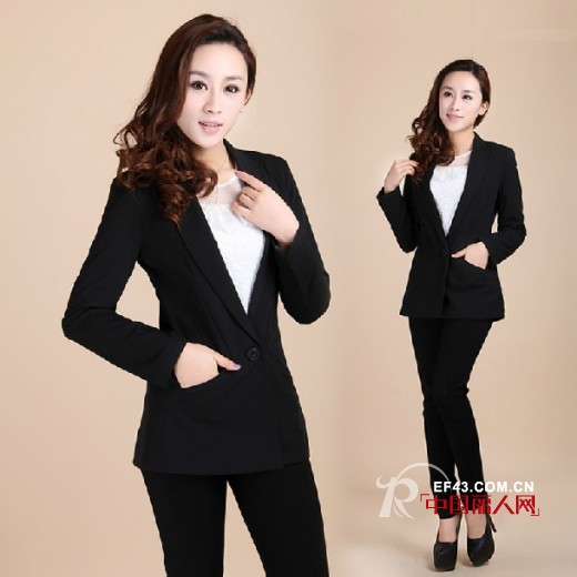 2014年面试穿什么?女生面试穿搭法则