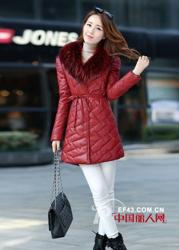 什么样的羽绒服保暖? 时尚毛领真皮羽绒服