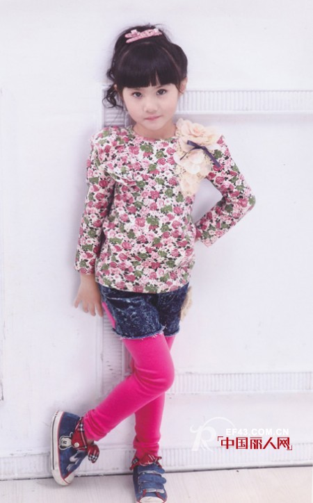 儿童穿长款还是短款好看 儿童服装怎么搭配好看