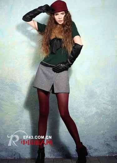 秋冬季必备单品 裙裤搭配什么衣服好看