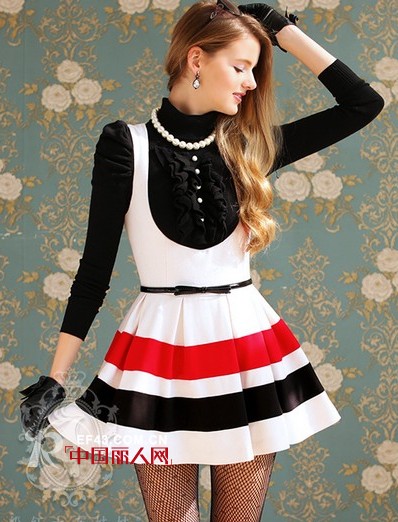 卫衣马甲裙裤三件套流行吗  加绒裙裤时尚搭配