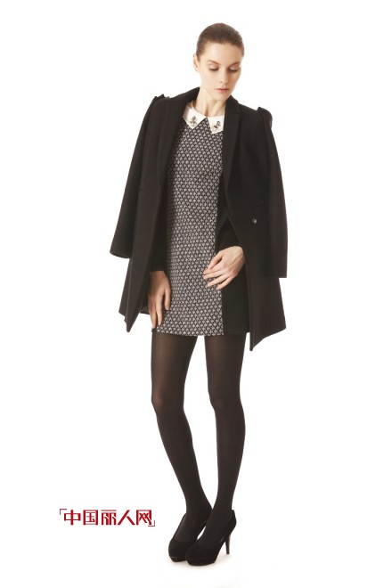 lessismore简约大衣穿出强大气场