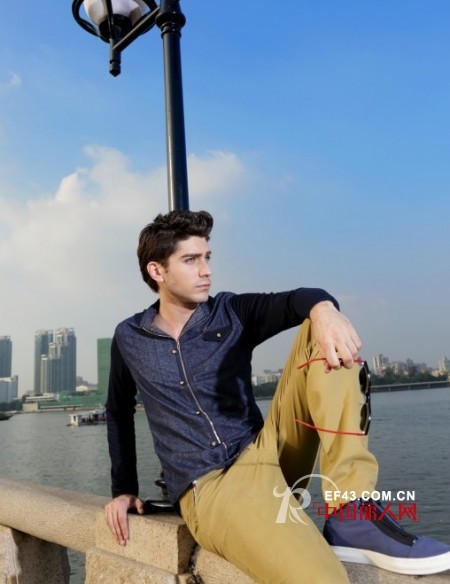 春季的男士衬衫应该怎么选择最适合自己的款