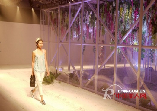 2014年3月 SIEGO西蔻时装2014年秋装发布会敬请关注