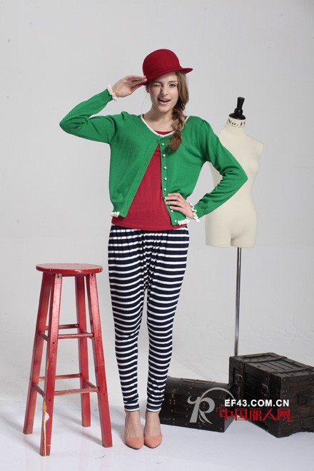 开春时尚季 不可错过的绿色针织开衫