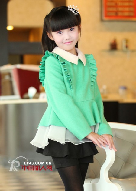 糖果色服装怎么搭配 呢子款式搭配