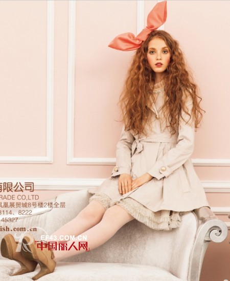 时尚女装款式怎么搭配 浅色服装该怎么穿