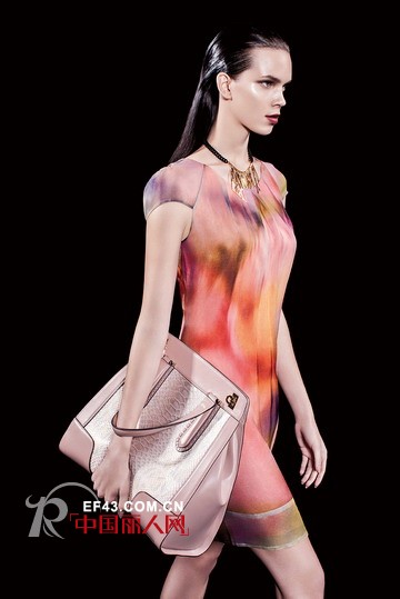 2014春夏新品连衣裙 极简印象来袭