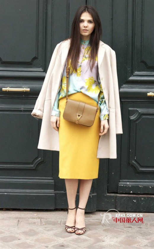 看街拍潮人的粉色穿衣术