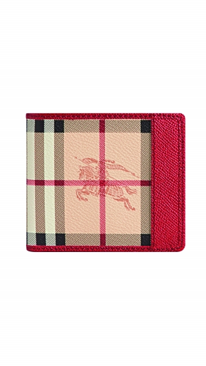 “马”上英伦风 悉数大牌时尚的马年元素