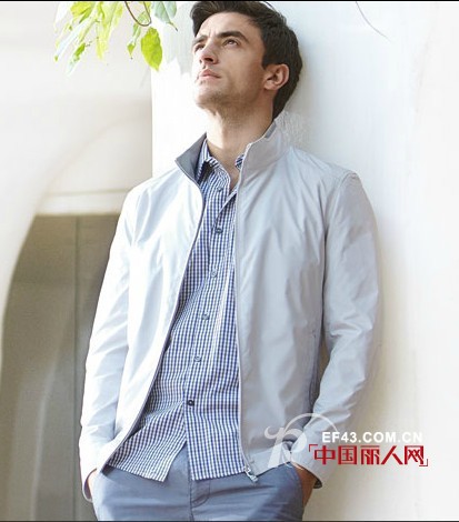 春天到来 浅色的外套单品最适合男士搭配