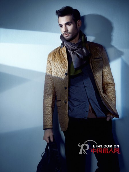 压花皮夹克 给男士秋冬带来新亮点