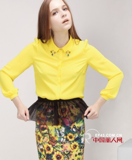 春季不得不尝试 柠檬黄的上衣如何搭配