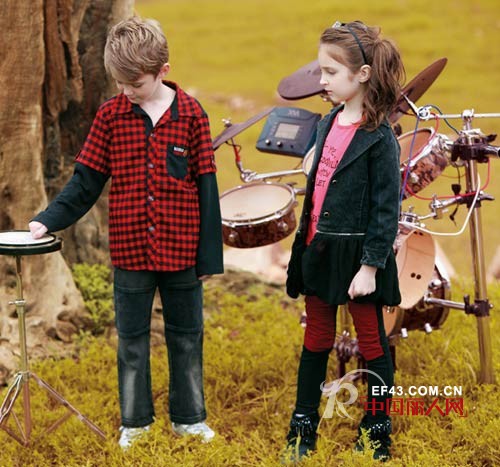 格子装款式搭配 格子款式配什么颜色好看