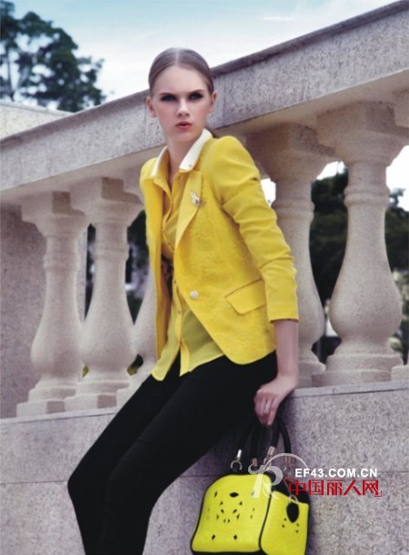 今年黄色流行吗 黄色搭配什么颜色好看