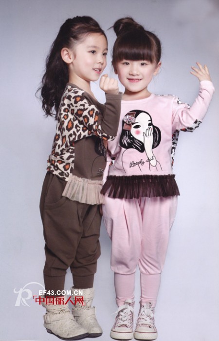 时尚套装怎么搭配 童装款式套装怎么选择