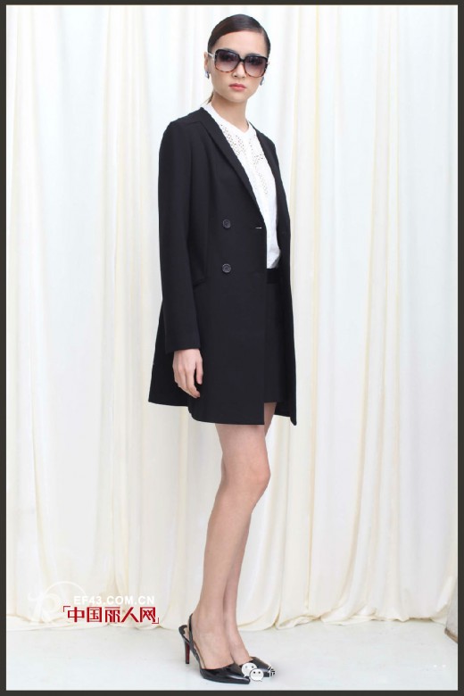 女性日记服饰2014春季新品  绿光划过夜空