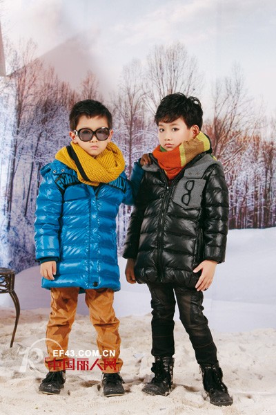 蓝色棉服搭配什么颜色好好看 蓝色童装怎么搭配