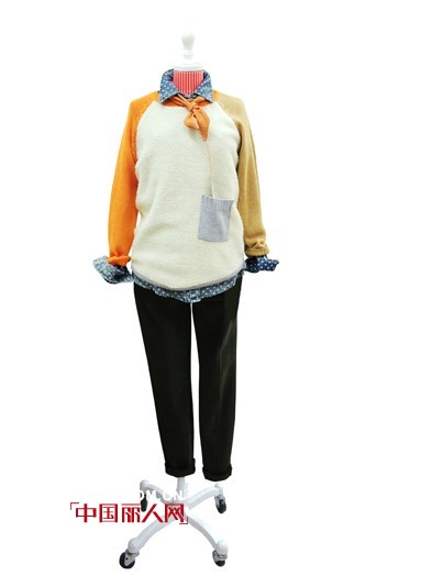 最热门的韩版毛衣 无比甜美的毛衣搭配