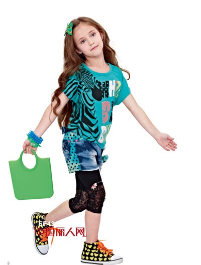 女生T恤什么款式好看 最新流行T恤款式