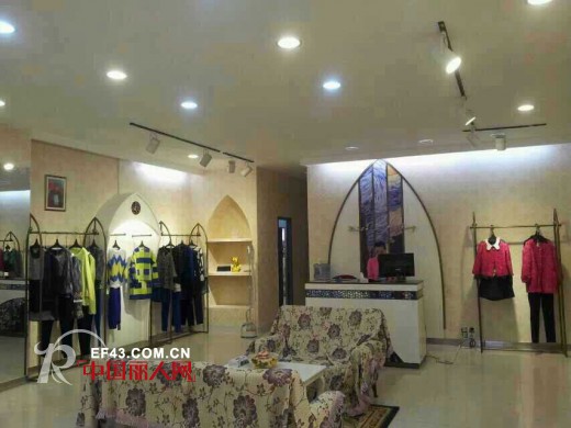 艺术女装“迪斯廷.凯”湖南东安专卖店隆重开业