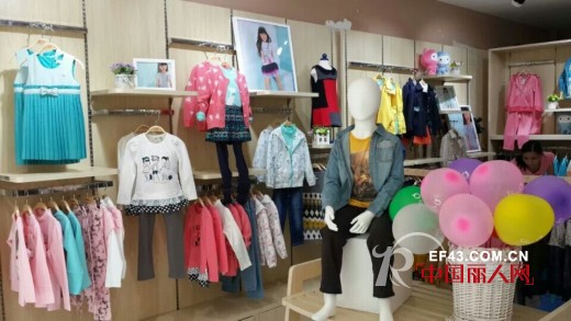 热烈祝贺唐总欣薇尔长沙望城店生意兴隆 开业大卖!