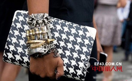 最受潮人追捧的手环 拉风个性手环款式