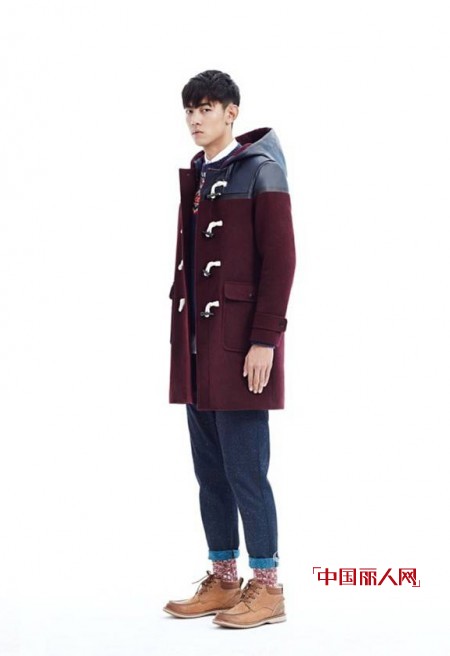 韩版呢子大衣搭配 潮男也爱韩范