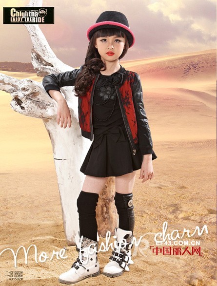 短裙套装搭配 什么是套裙