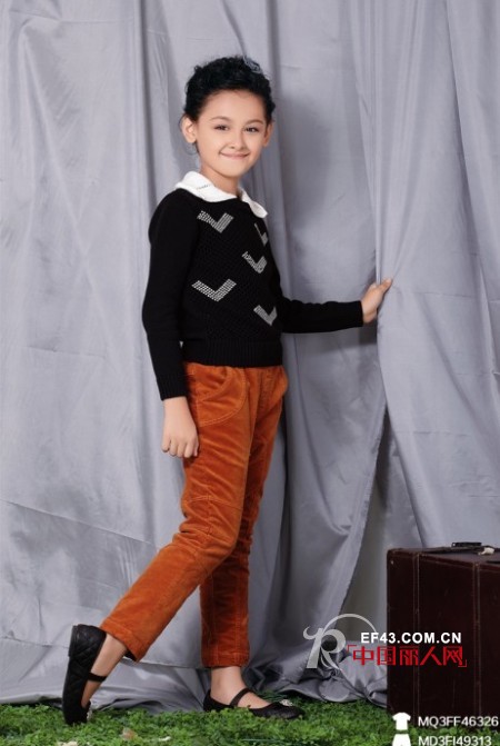 针织衫搭配什么外套好看 针织衫什么颜色流行