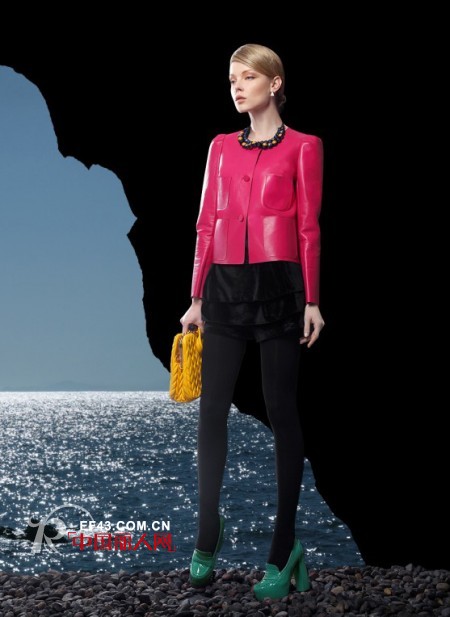 情人节该怎么装扮 情人节送什么礼物比较好