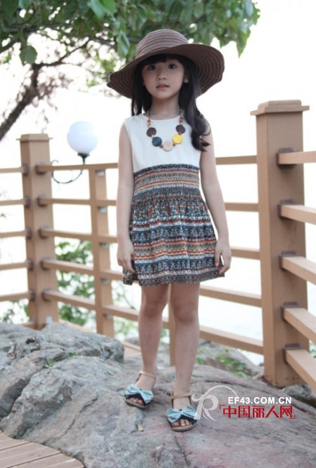 春夏季流行什么帽子 春夏服装搭配什么帽子好看