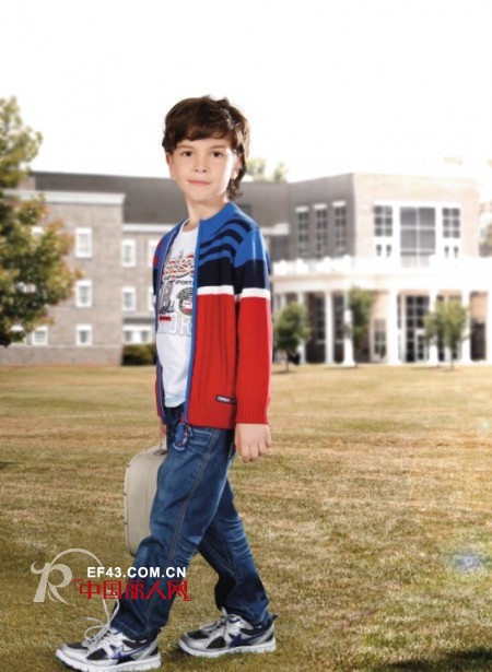 春季两件套该怎么搭配 休闲外套配什么衣服好看