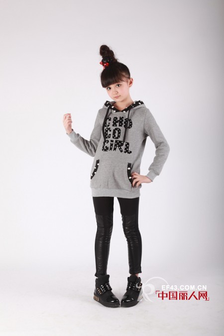 春季马甲怎么搭配好看 马甲配什么内搭好看