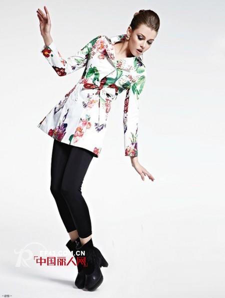 “万变不离其宗” 丽登雅女装独特角度诠释时尚