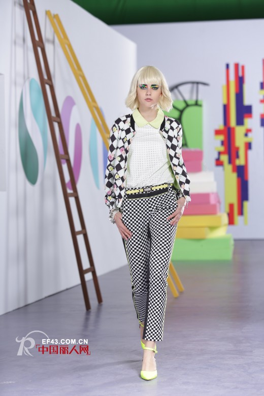 betu girl 通勤衣橱 小方格的黑色奏鸣曲