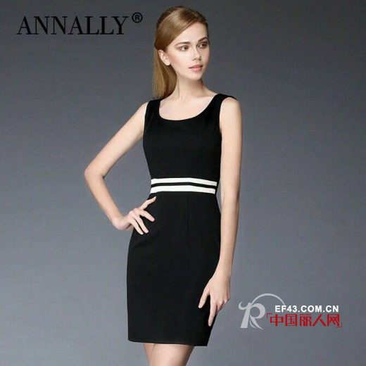 欧美英伦风新款连衣裙 打造都市职场女王范儿