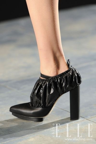 2014秋冬伦敦时装周上的那些美鞋