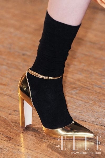 2014秋冬伦敦时装周上的那些美鞋