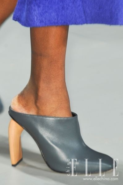 2014秋冬伦敦时装周上的那些美鞋