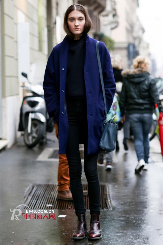 米兰时装周超模街拍 削瘦身材穿什么都好看