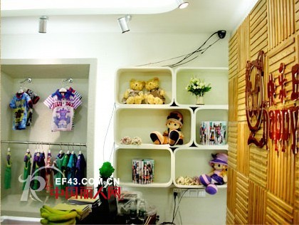 童装店铺怎么陈列好 童装店铺怎么才能吸引人流量