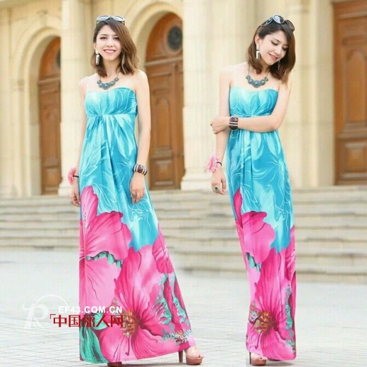 新款夏季沙滩裙 抹胸无袖式性感清凉