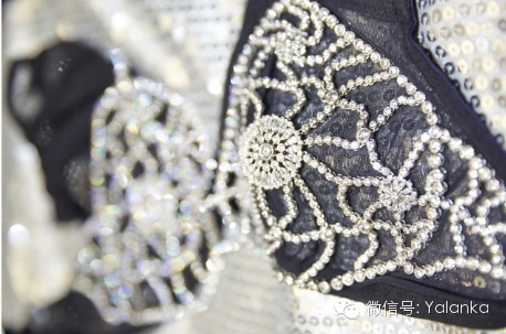 内衣中的珍宝——雅兰卡钻石文胸