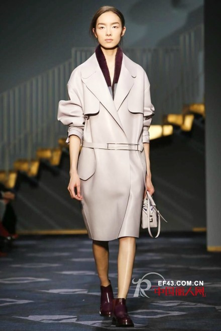 孙菲菲2014秋冬米兰时装周走秀品牌及图片集锦