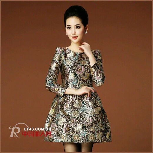 中式民族复古裙 熟女风散发独特魅力