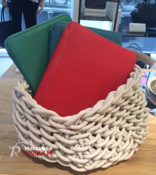 春季去哪儿买新衣服  尽在EQ:IQ北京三里屯店